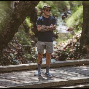 Taylor Stitch Camp Short in Ash